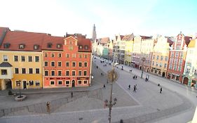 Happy Estate Apartments - Rynek